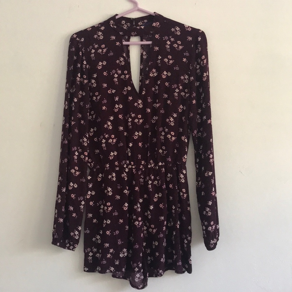 Scoop-neck floral romper